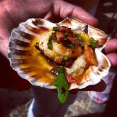 Scallop, bacon and sea veg from Healthy Yummies