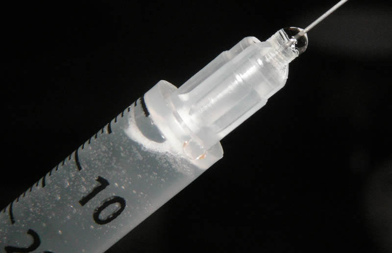 IV Syringe / Needle