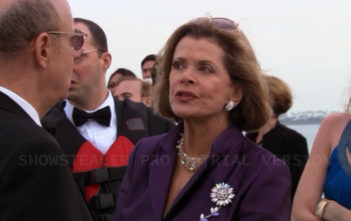Arrested Development clips with the Showstealer Trial Version watermark