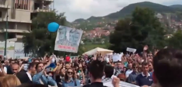 Thousands protest on the streets in Bosnia
