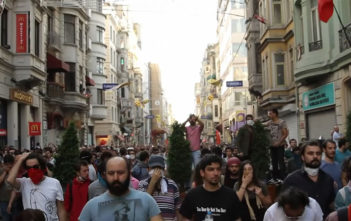 Protesters flood the streets on their way to reoccupy Taksim Square, Istanbul
