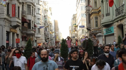 Protesters flood the streets on their way to reoccupy Taksim Square, Istanbul
