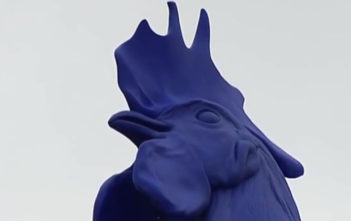 Blue cockerel sculpture in Trafalgar Square