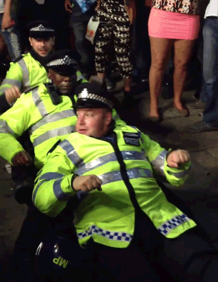 Notting Hill Carnival police dance-off