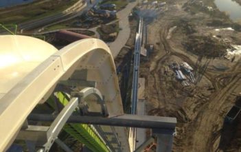 Meg-a-Blaster waterslide