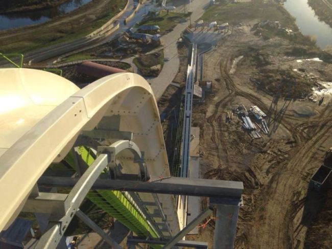 Meg-a-Blaster waterslide