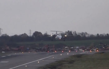 Plane struggles to land at BHX in gale-force winds