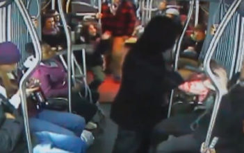 Armed robbery thwarted on Seattle bus