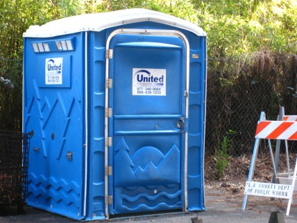 Portable toilet