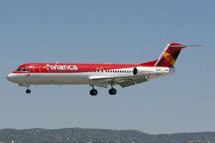 Avianca Fokker 100 aeroplane