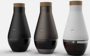 Miracle Machine turns water into wine