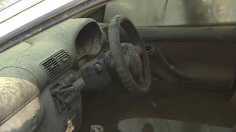 Somerset flood car