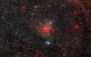 Yellow Hypergiant star HR 5171