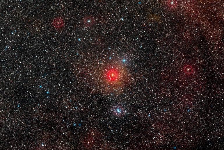Yellow Hypergiant star HR 5171