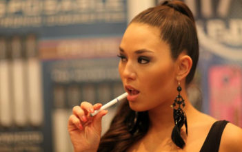 Electronic cigarette