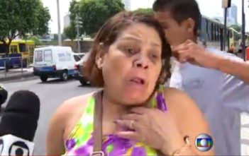 Woman mugged while being interviewed on live TV about crimewave in Brazil