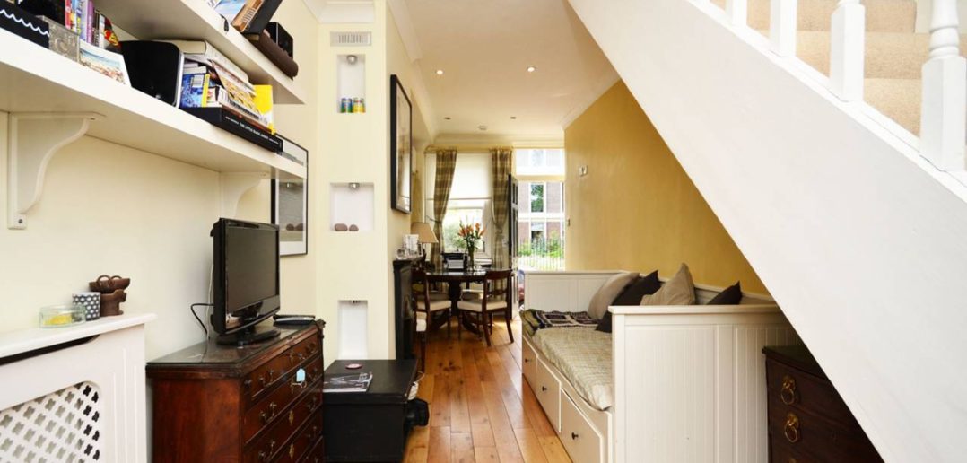 London's narrowist house on sale