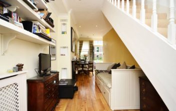 London's narrowist house on sale