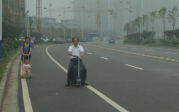 Suitcase scooter