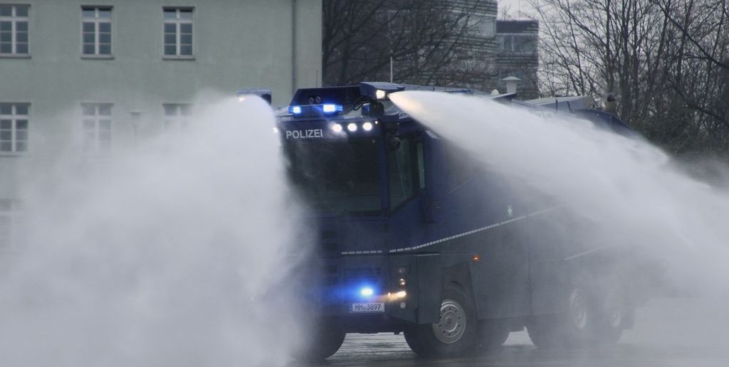 Water cannon