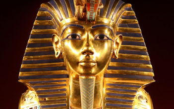Tutankhamun burial mask