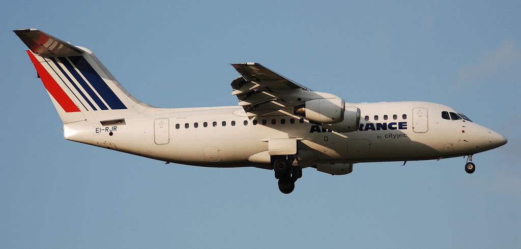 Air France RJ-85