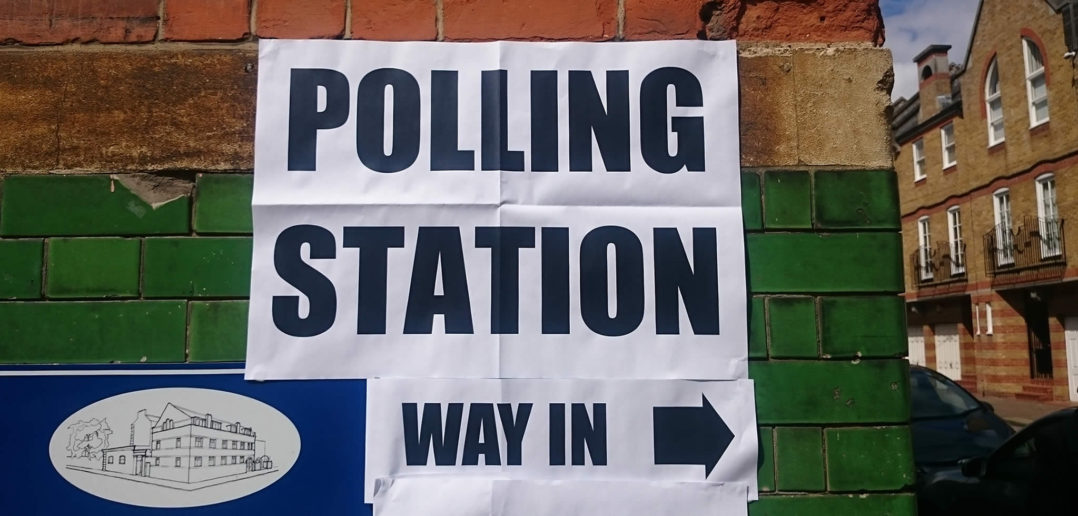 Polling station / vote