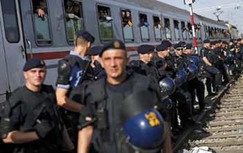 Hungary closes border with Croatia