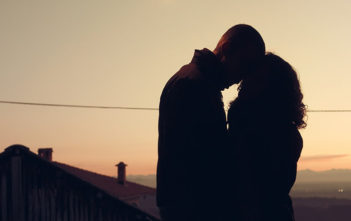 Kiss