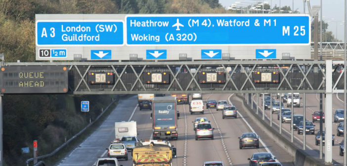 Heathrow M25 motorway sign