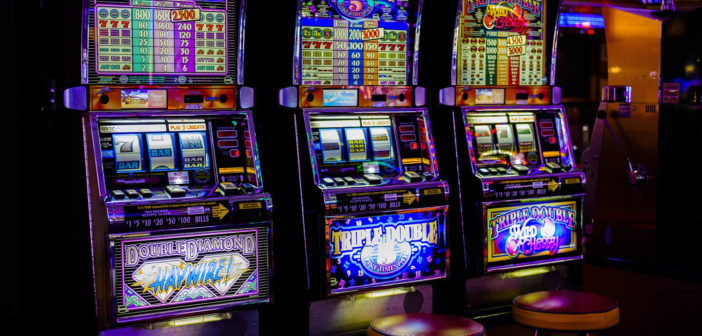 Casino arcade slot machines